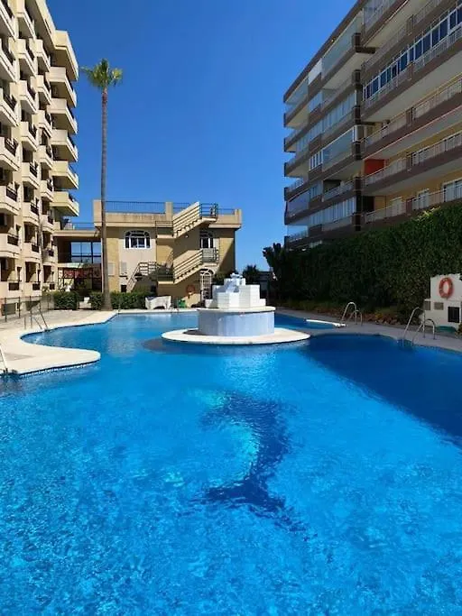Apartamento En Primera Linea Con Vistas Al Mar Fuengirola 0*,  Spain