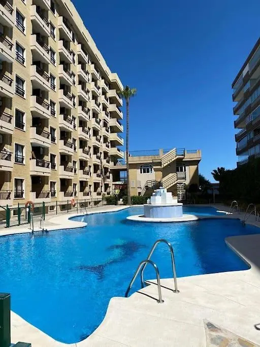Apartamento En Primera Linea Con Vistas Al Mar Fuengirola Apartment