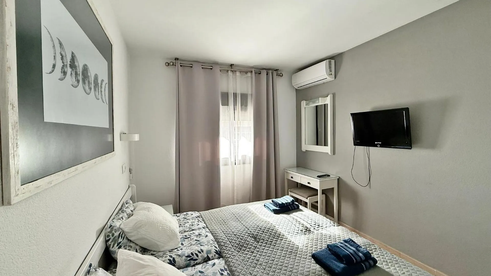 Apartamento En Primera Linea Con Vistas Al Mar Fuengirola